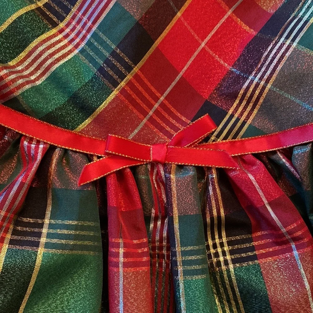Like new! Bonnie Baby holiday plaid dress with invisible back zipper. Size 12 mo